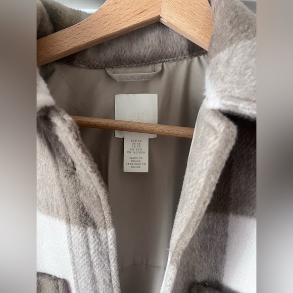 Plaid oversized H&M jacket - Picture 2 of 5